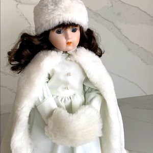 1988 Holiday Collector Doll